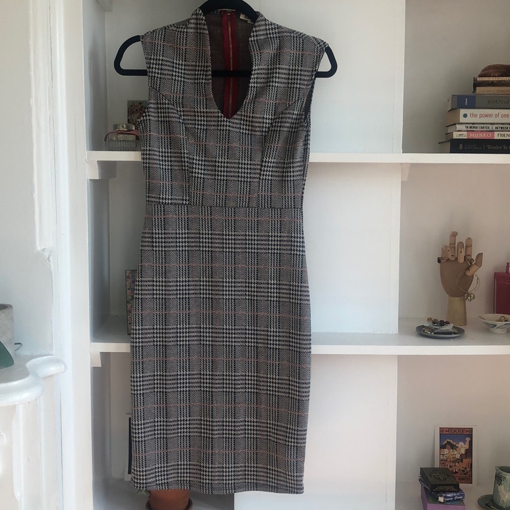 Plaid sleeveless work dress